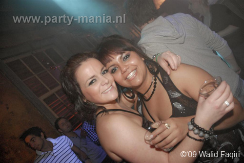 091225_035_havana_partymania