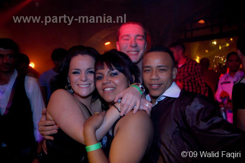 091225_053_havana_partymania