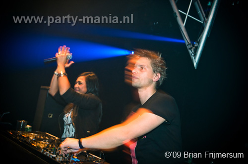091226_165_franchise_partymania