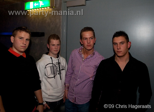 091226_045_franchise_partymania