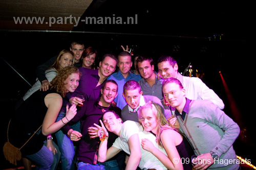 091226_073_franchise_partymania