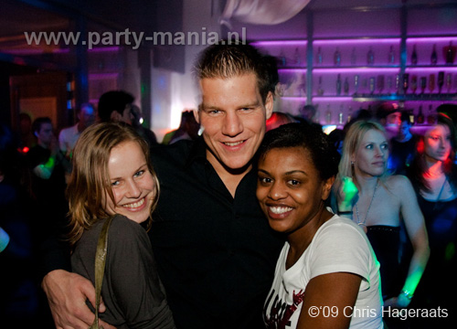 100109_002_tjek_de_tek_partymania