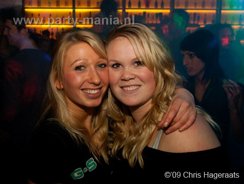 100109_014_tjek_de_tek_partymania