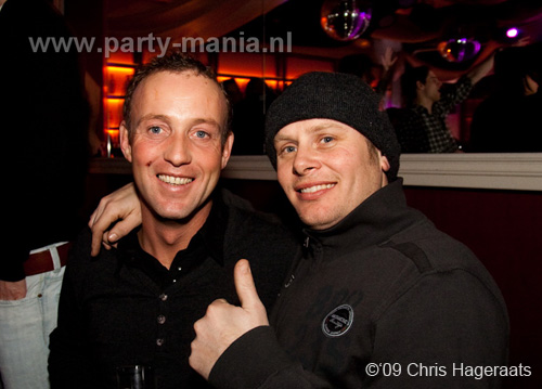 100109_017_tjek_de_tek_partymania