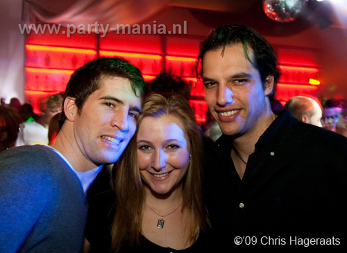 100109_046_tjek_de_tek_partymania