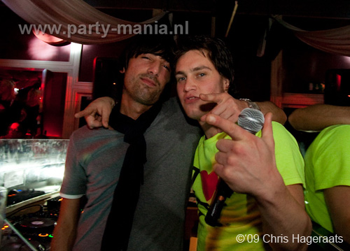 100109_050_tjek_de_tek_partymania