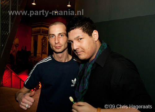 100109_055_tjek_de_tek_partymania