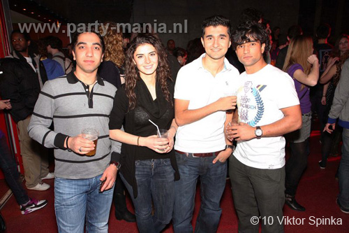 100115_004_vrij_partymania