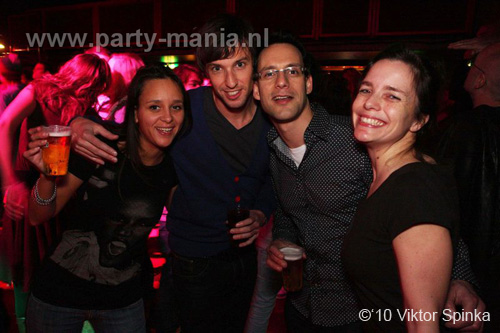 100115_013_vrij_partymania