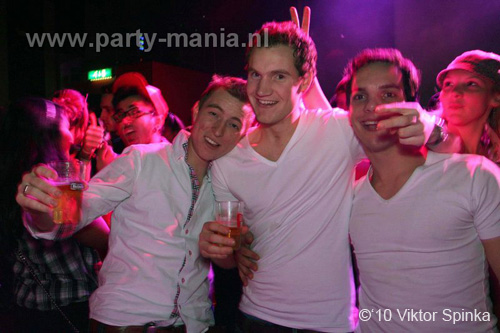 100115_021_vrij_partymania