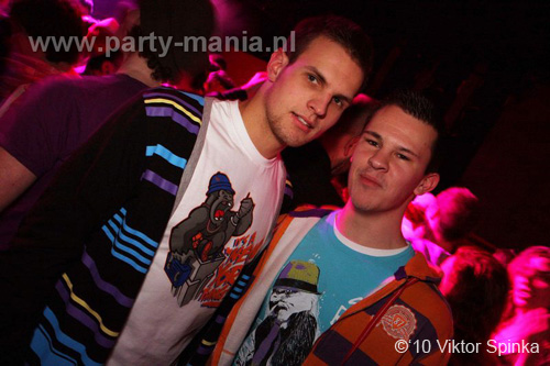 100115_032_vrij_partymania