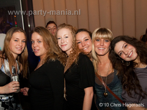 100115_009_80s_90s_partymania