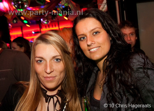 100115_028_80s_90s_partymania