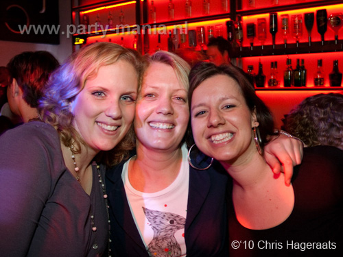 100115_038_80s_90s_partymania