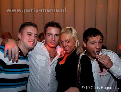 100115_061_80s_90s_partymania