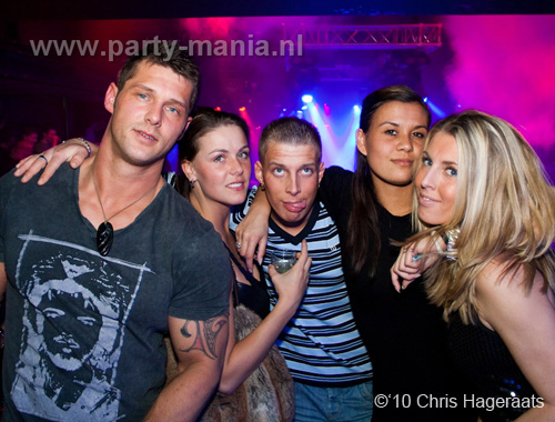 100123_028_michel_de_hey_partymania