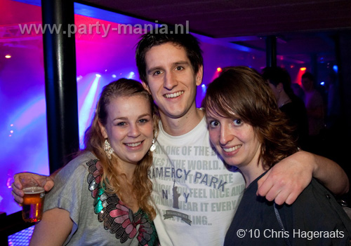 100123_030_michel_de_hey_partymania