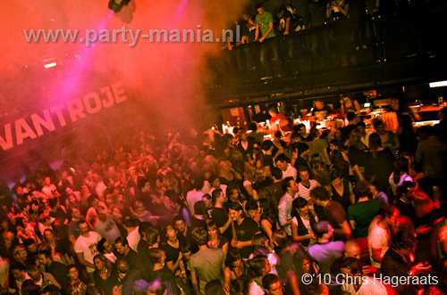 100123_031_michel_de_hey_partymania