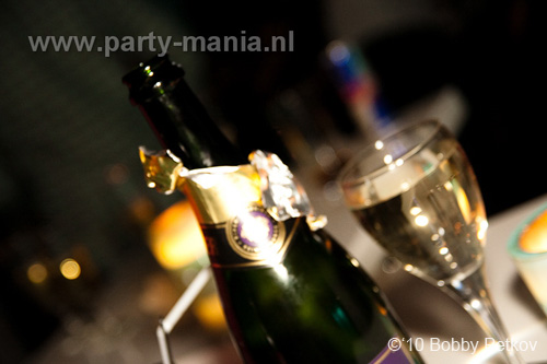 0100123_030_perfection_partymania