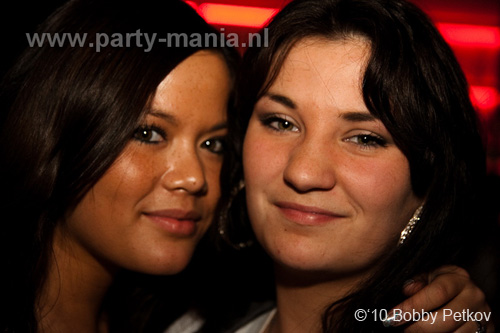 0100123_040_perfection_partymania