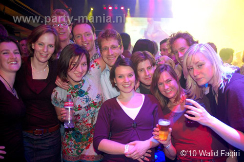 100129_027_90s_now_partymania