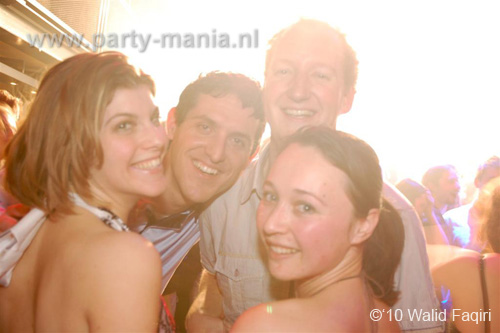 100129_031_90s_now_partymania