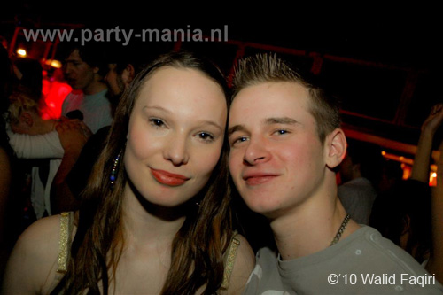 100129_033_90s_now_partymania