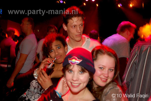 100129_039_90s_now_partymania