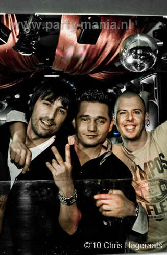 100130_089_project070_partymania