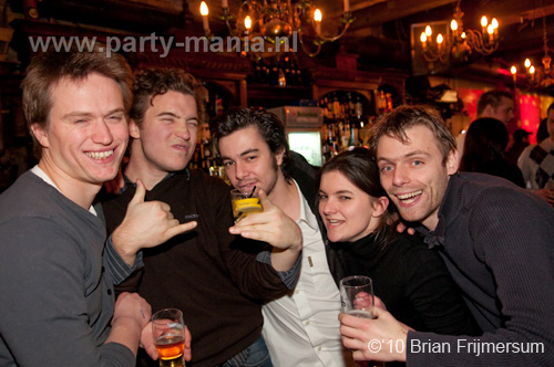 100212_000_hier_en_toen_partymania