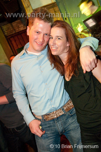 100212_021_hier_en_toen_partymania