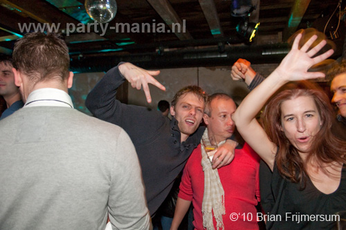 100212_025_hier_en_toen_partymania