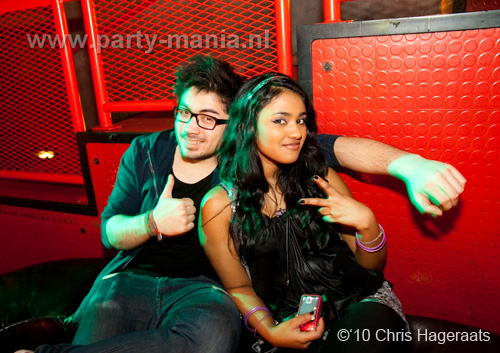 100212_006_kaboooom_partymania