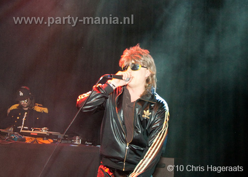 100212_020_kaboooom_partymania