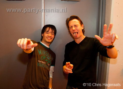 100212_045_kaboooom_partymania