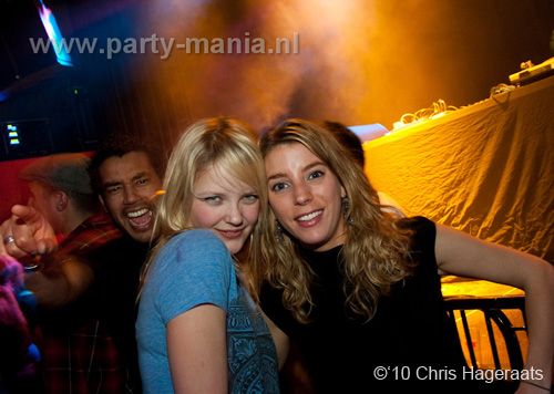 100212_053_kaboooom_partymania