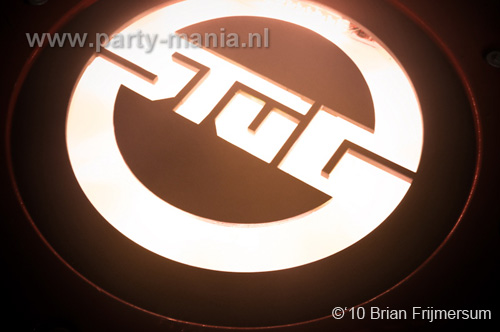 100212_000_stug_partymania