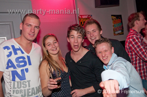 100212_011_stug_partymania