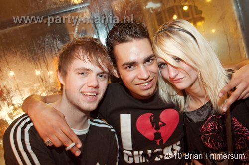 100212_021_stug_partymania