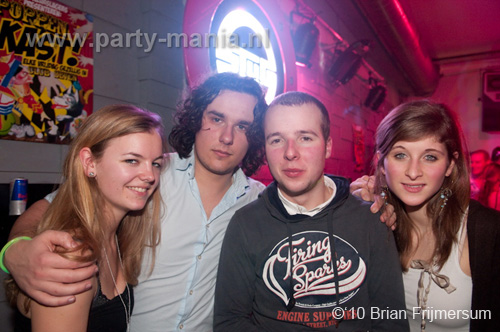 100212_026_stug_partymania