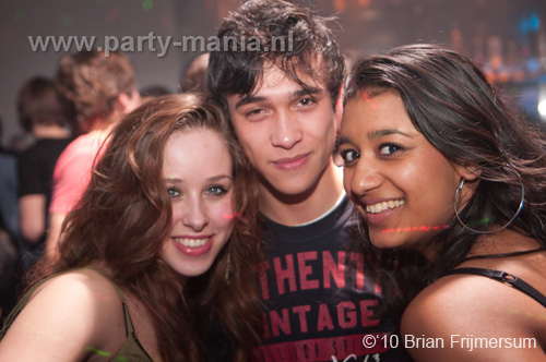 100212_039_stug_partymania