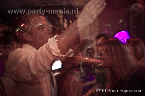 100212_046_stug_partymania