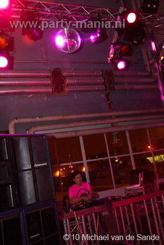 100214_001_dakloos_partymania