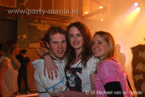 100214_039_dakloos_partymania