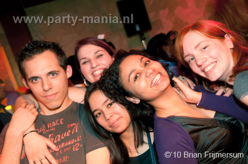 100219_004_seven_partymania