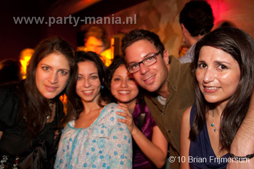 100219_086_seven_partymania
