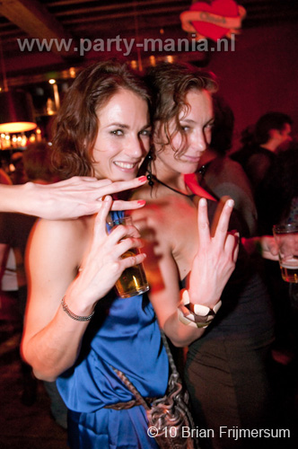 100219_088_seven_partymania