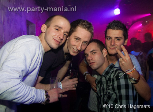 100225_037_watchme_partymania