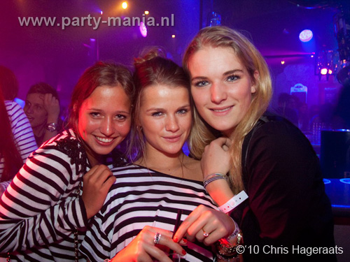 100225_055_watchme_partymania