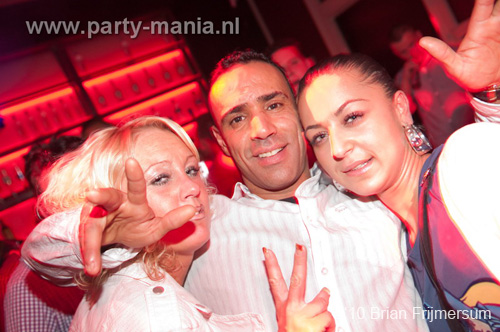 100226_036_roxxstar_bday_bash_leparis_partymania